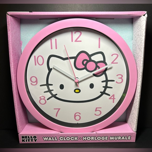 Hello Kitty Wall Clock - Picture 1 of 3